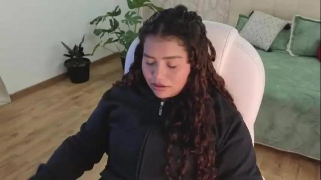 Image 6 of loly_marce Stream on Chaturbate on 1 month ago