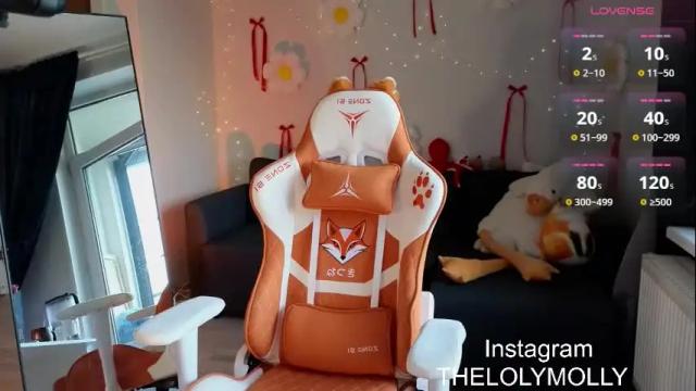 Image 12 of lolymolli Stream on Chaturbate on 1 month ago
