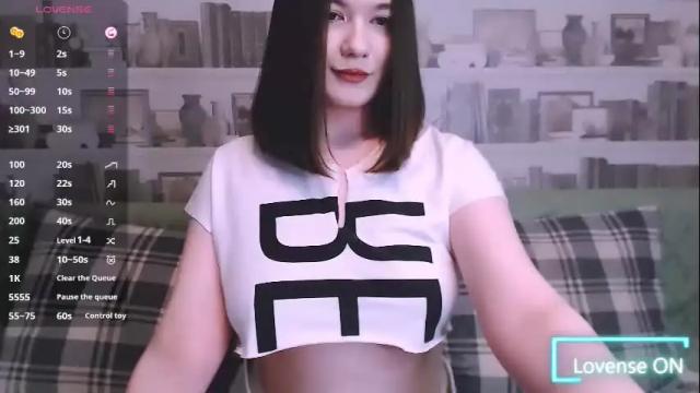 Image 4 of lona_nanny Stream on Chaturbate on 2 months ago