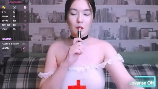 Image 7 of lona_nanny Stream on Chaturbate on 16 days ago