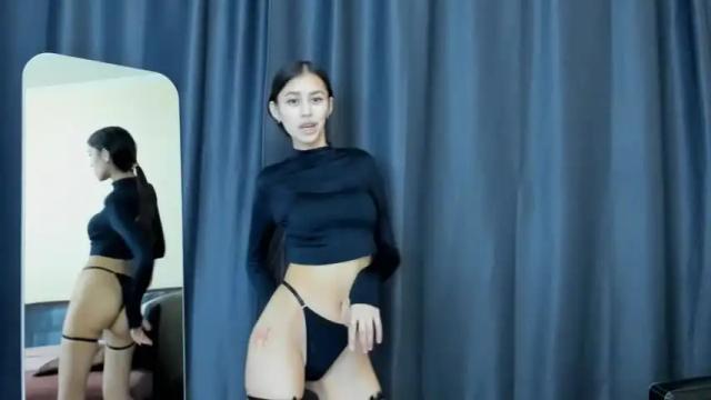 Image 12 of london_sugar Stream on Chaturbate on 14 months ago