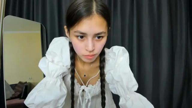Image 4 of london_sugar Stream on Chaturbate on 14 months ago