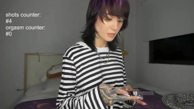 Image 11 of lonelly_lolly98 Stream on Chaturbate on 12 months ago