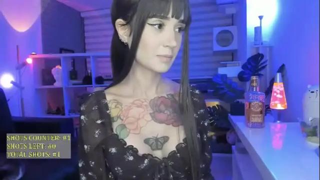 Image 6 of lonelly_lolly98 Stream on Chaturbate on 1 month ago