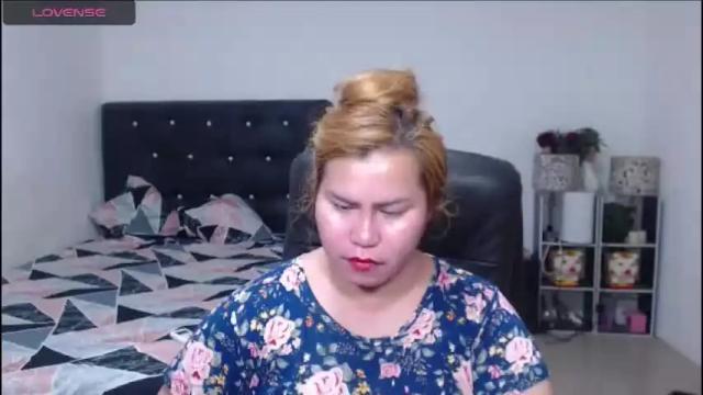 Image 12 of longasiansausage Stream on Chaturbate on 18 months ago
