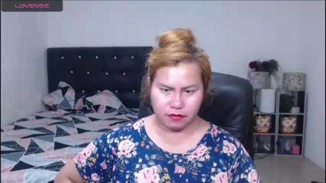 Image 8 of longasiansausage Stream on Chaturbate on 18 months ago