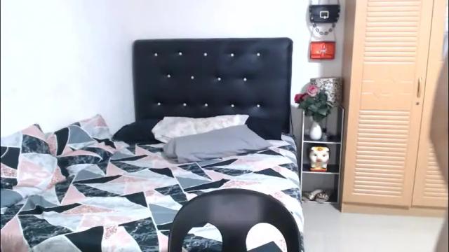 Image 2 of longasiansausage Stream on Chaturbate on 1 month ago