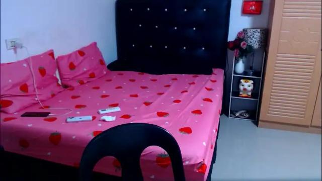 Image 10 of longasiansausage Stream on Chaturbate on 29 days ago