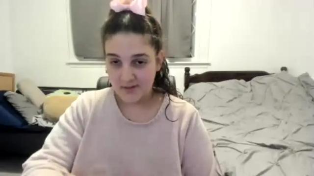 Image 3 of longhairbigbewbs Stream on Chaturbate on 16 months ago