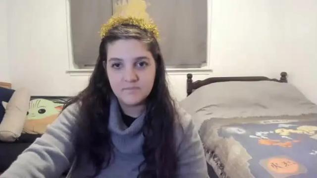 Image 7 of longhairbigbewbs Stream on Chaturbate on 15 months ago