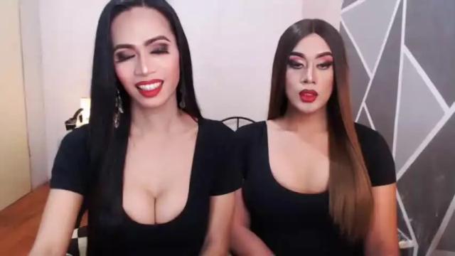 Image 3 of longhugeselfsucker Stream on Chaturbate on 13 months ago