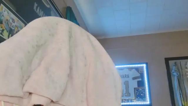 Image 3 of lononcashmere69 Stream on Chaturbate on 13 months ago
