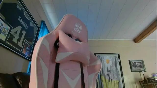 Image 3 of lononcashmere69 Stream on Chaturbate on 12 months ago