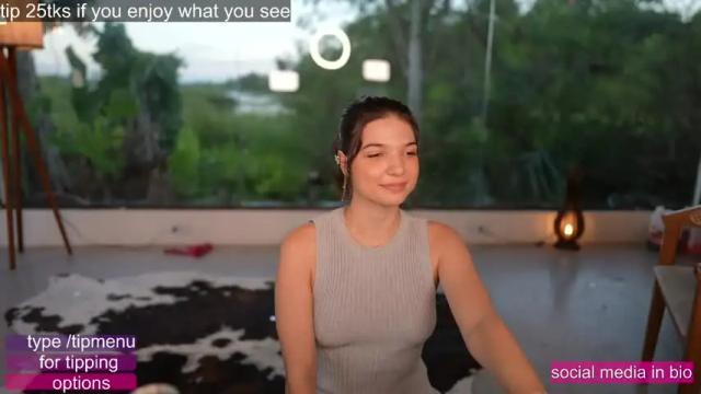 Image 3 of loollypop24 Stream on Chaturbate on 19 days ago