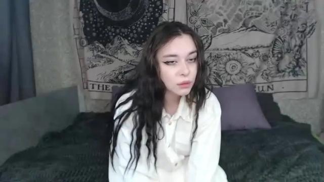 Image 12 of loonamorte Stream on Chaturbate on 16 months ago