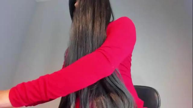 Image 6 of loovelymiia_ Stream on Chaturbate on 1 month ago