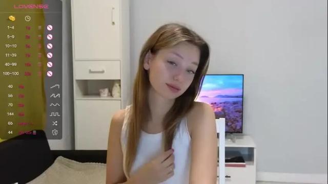 Image 2 of looveshow Stream on Chaturbate on 20 months ago