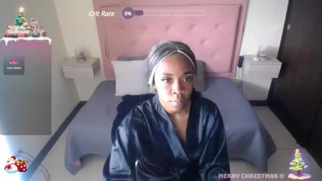 Image 3 of lopez_linda18 Stream on Chaturbate on 19 months ago