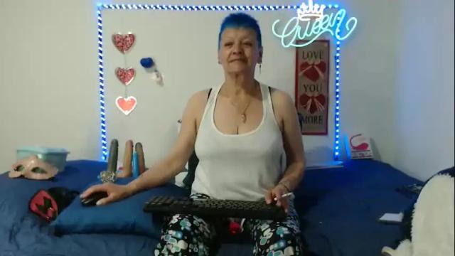 Image 4 of loquitaqueen011 Stream on Chaturbate on 2 months ago