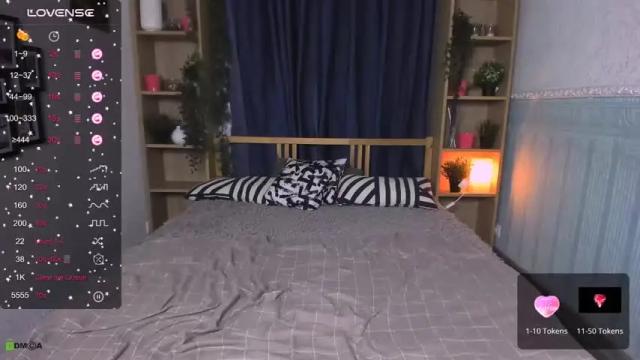 Thumbnail 1, lora_lux's Stream at Chaturbate, 20 months ago