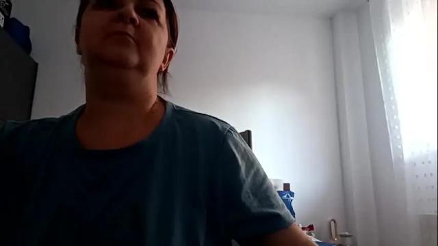 Image 12 of loraflame Stream on Chaturbate on 10 days ago