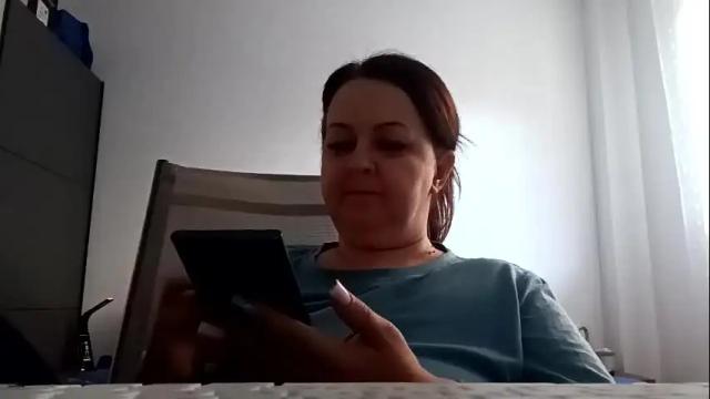 Image 4 of loraflame Stream on Chaturbate on 10 days ago