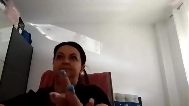 Image 2 of loraflame Stream on Chaturbate on 2 days ago