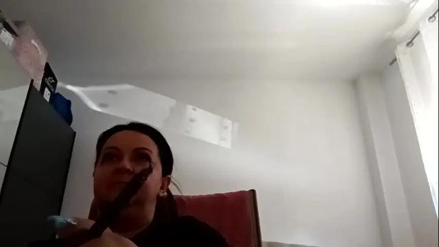 Image 3 of loraflame Stream on Chaturbate on 2 days ago