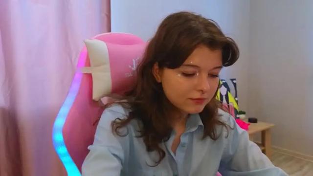 Image 10 of loralan Stream on Chaturbate on 15 months ago