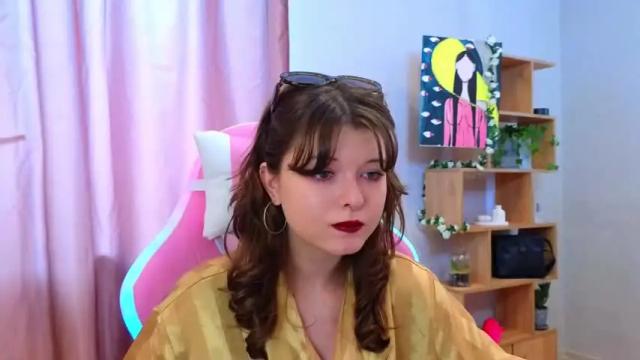 Image 10 of loralan Stream on Chaturbate on 15 months ago