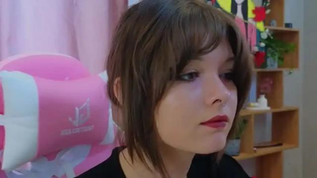 Image 6 of loralan Stream on Chaturbate on 14 months ago