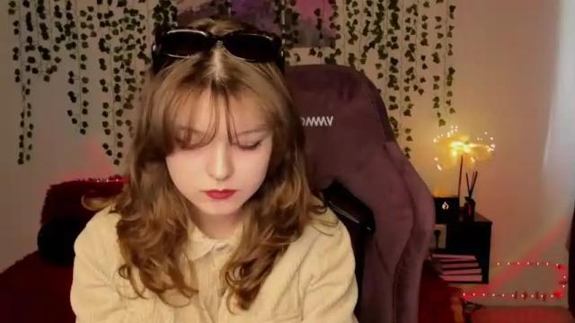 Image 3 of loralan Stream on Chaturbate on 13 months ago