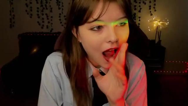 Image 3 of loralan Stream on Chaturbate on 13 months ago