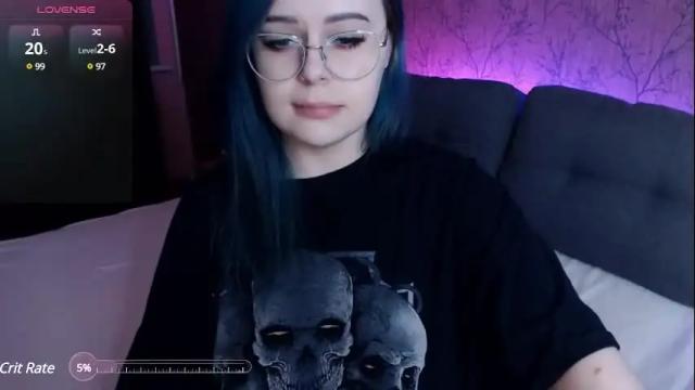 Image 4 of loramoonnn Stream on Chaturbate on 1 month ago