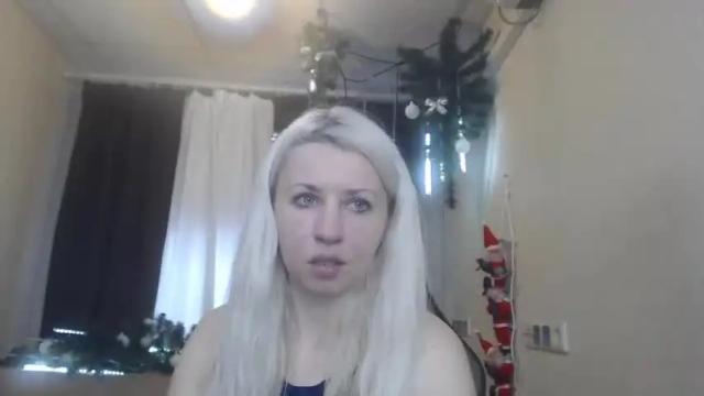 Image 4 of lorariser Stream on Chaturbate on 19 months ago