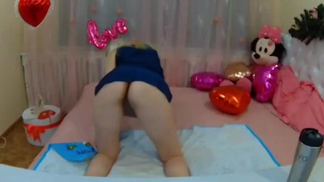 Image 4 of lorariser Stream on Chaturbate on 17 months ago
