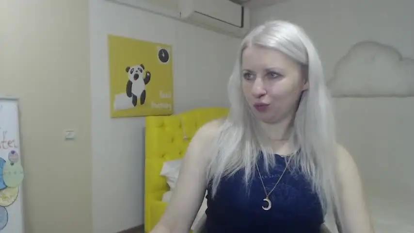 lorariser Chaturbate