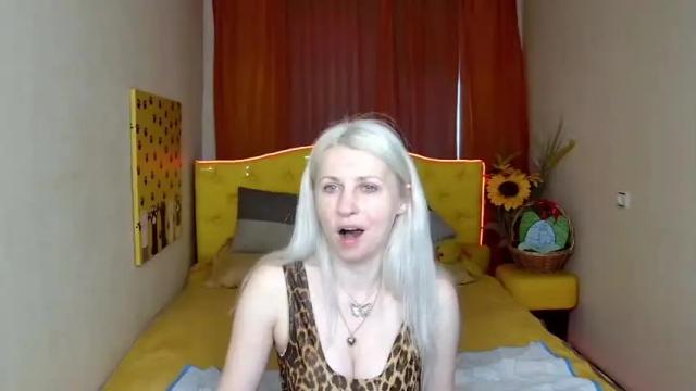 Thumbnail 1, lorariser's Stream at Chaturbate, 15 months ago