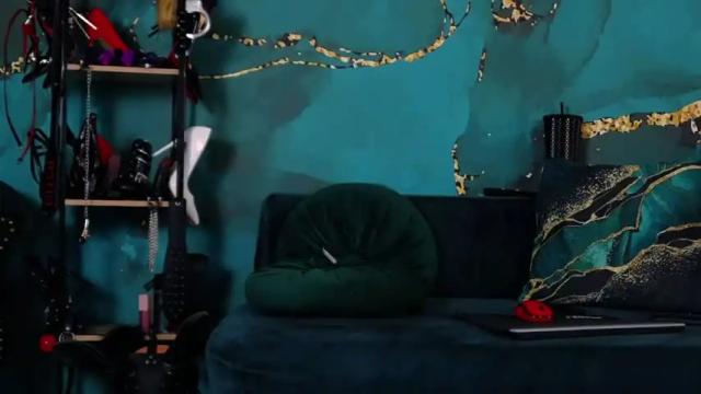 Image 7 of lorawarnner Stream on Chaturbate on 13 months ago