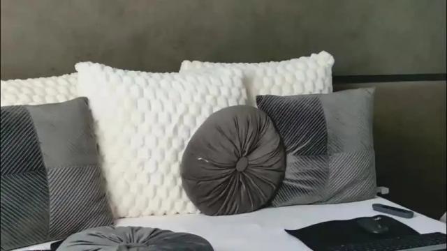 Image 11 of lorawarnner Stream on Chaturbate on 2 months ago