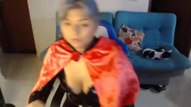 Image 8 of lore_08 Stream on Chaturbate on 24 months ago