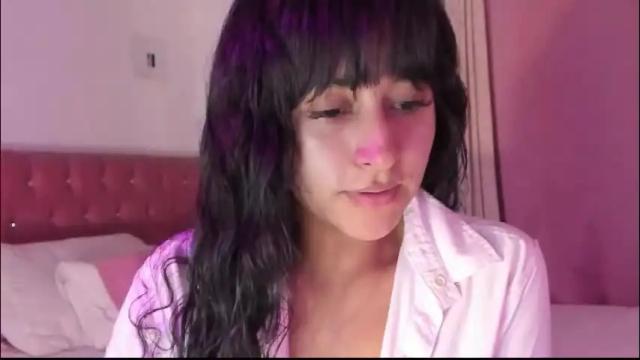 Image 3 of lore_rey Stream on Chaturbate on 1 month ago