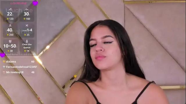 Image 4 of loreana69 Stream on Chaturbate on 1 month ago