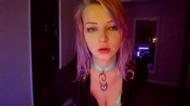 Image 3 of lorelaye_ Stream on Chaturbate on 15 months ago