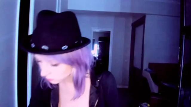 Image 8 of lorelaye_ Stream on Chaturbate on 14 months ago