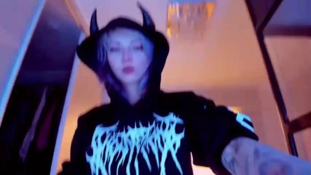 Image 3 of lorelaye_ Stream on Chaturbate on 14 months ago