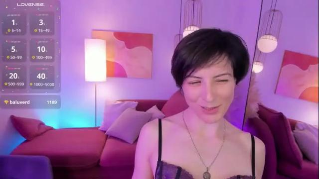 Image 3 of loren_daze Stream on Chaturbate on 11 days ago