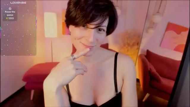 Image 12 of loren_daze Stream on Chaturbate on 1 month ago