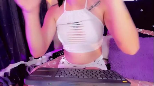 Image 3 of lorena_capelli_ Stream on Chaturbate on 1 month ago