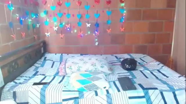 Image 11 of lorenacapelli Stream on Chaturbate on 1 month ago